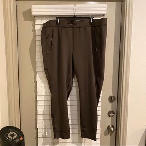 Lane Bryant scuba leggings olive 22/24